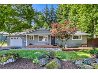 5048 Sw CORONADO St, Portland, OR 97219