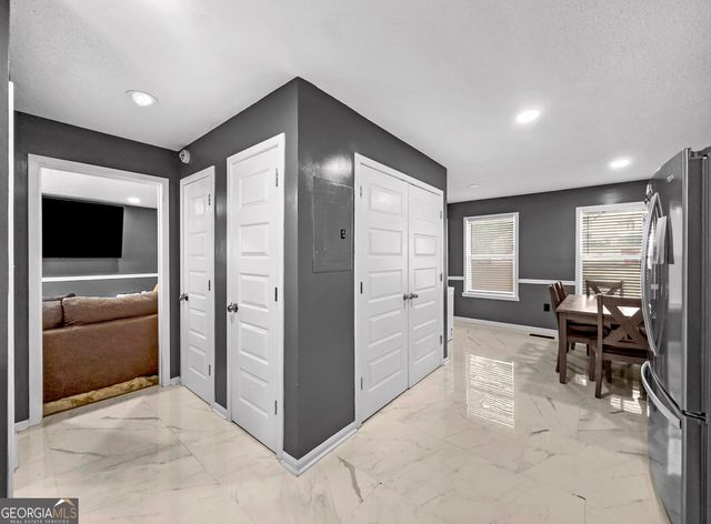 833 Parkview Court, Macon, GA 31211