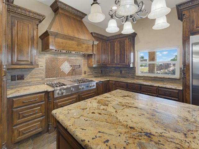 189 Hlavek Road, Decatur, TX 76234