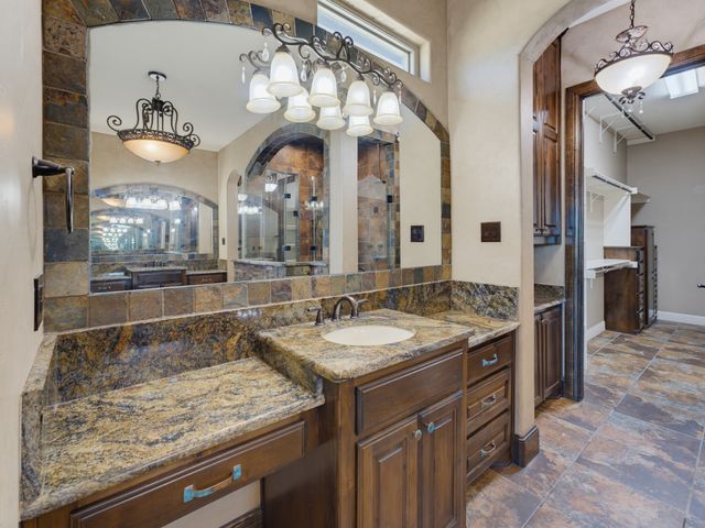 189 Hlavek Road, Decatur, TX 76234