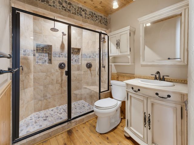 189 Hlavek Road, Decatur, TX 76234