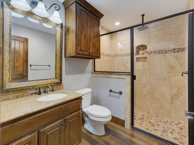 189 Hlavek Road, Decatur, TX 76234