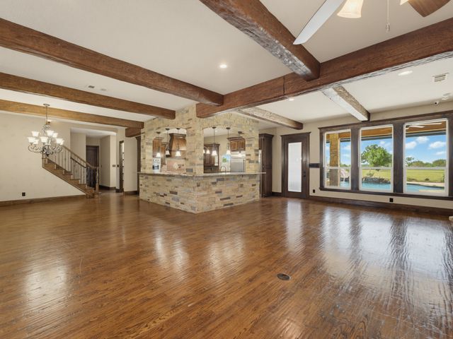 189 Hlavek Road, Decatur, TX 76234