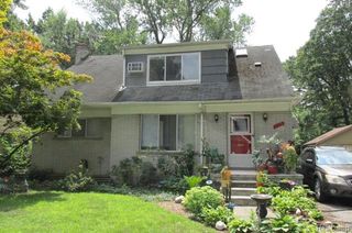 445 W Breckenridge Street Garden, Ferndale, MI 48220
