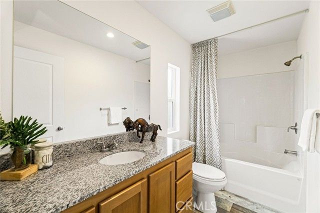 1901 Dayton 176, Chico, CA 95928