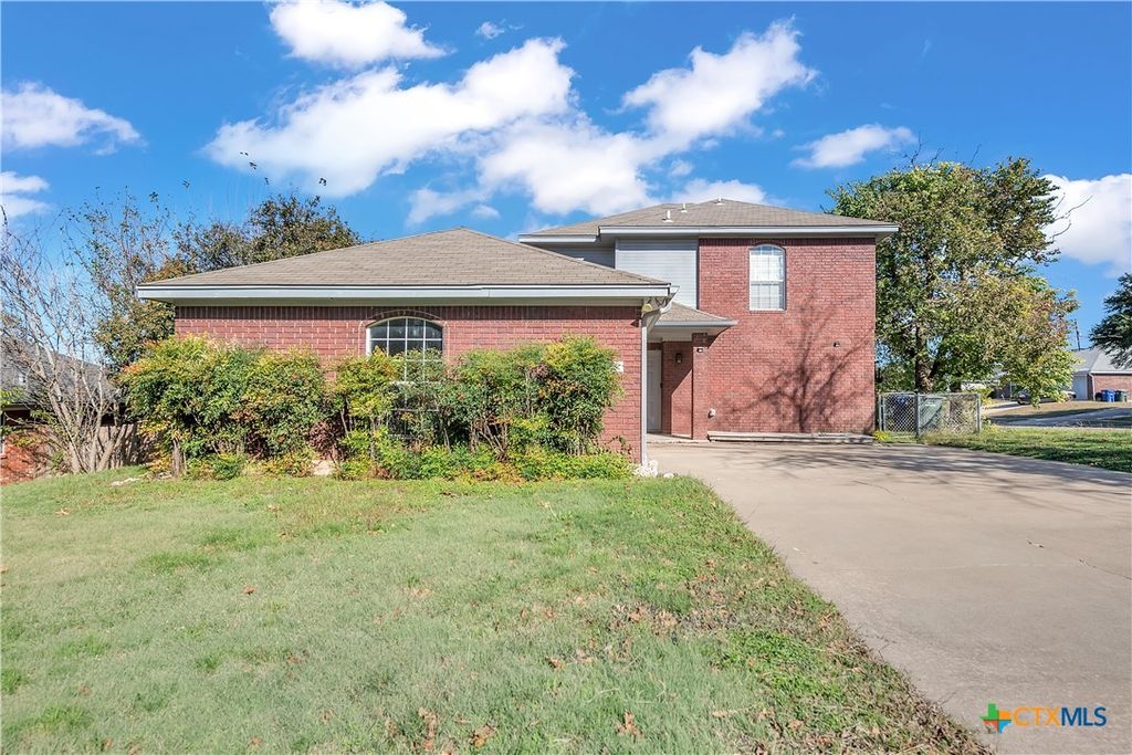 Image 1 of property listing at 913 Risen Star Lane, Copperas Cove, TX 76522