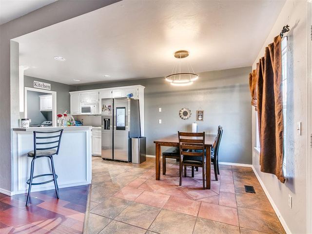 405 Sunrise Drive, Yukon, OK 73099