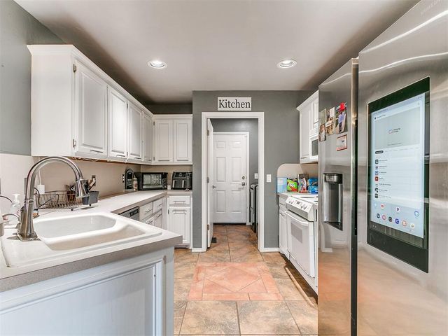 405 Sunrise Drive, Yukon, OK 73099