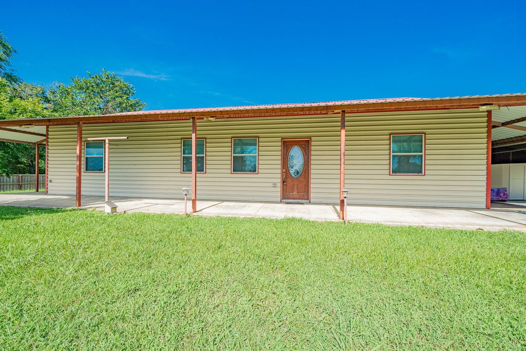 19824 Highway 274, Kemp, TX 75143