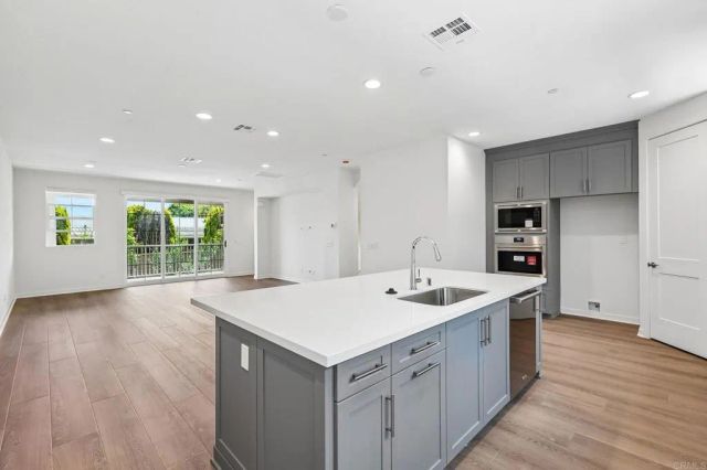 2544 Thyme Way, Carlsbad, CA 92008