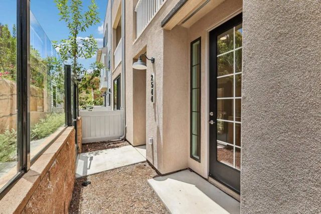 2544 Thyme Way, Carlsbad, CA 92008