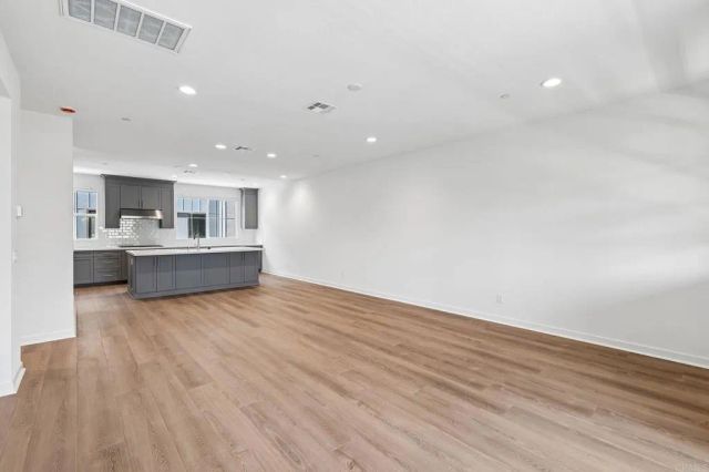2544 Thyme Way, Carlsbad, CA 92008