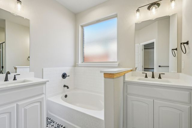 218 Cheyenne Trail, Alvarado, TX 76009