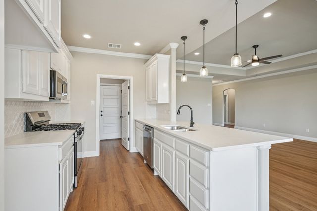 218 Cheyenne Trail, Alvarado, TX 76009