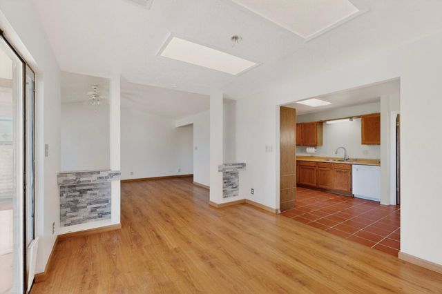 4504 Quartz Drive NE, Rio Rancho, NM 87124