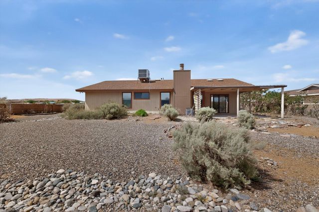 4504 Quartz Drive NE, Rio Rancho, NM 87124