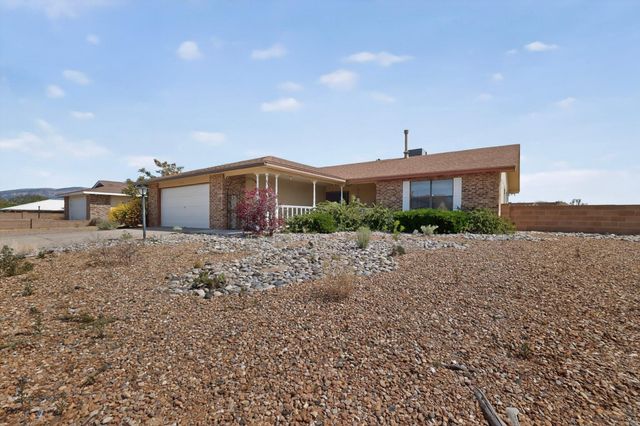 4504 Quartz Drive NE, Rio Rancho, NM 87124