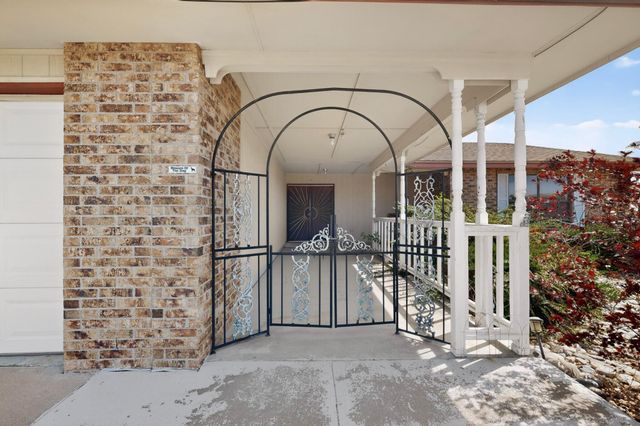 4504 Quartz Drive NE, Rio Rancho, NM 87124