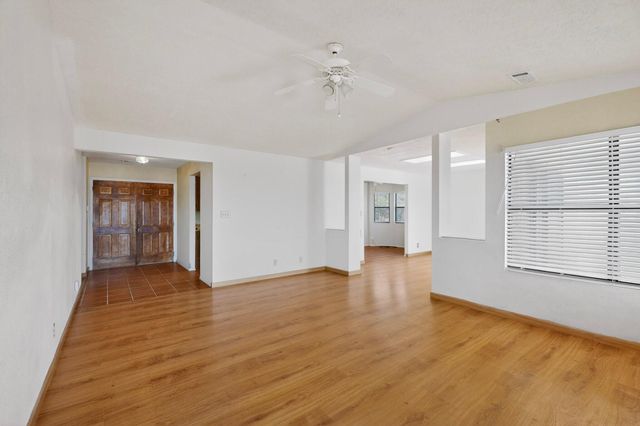 4504 Quartz Drive NE, Rio Rancho, NM 87124
