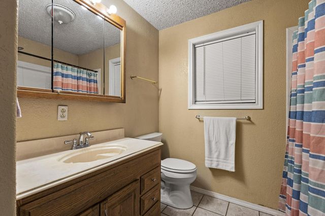 201 S Caney Street, Dodd City, TX 75438