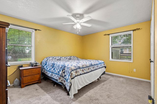 201 S Caney Street, Dodd City, TX 75438