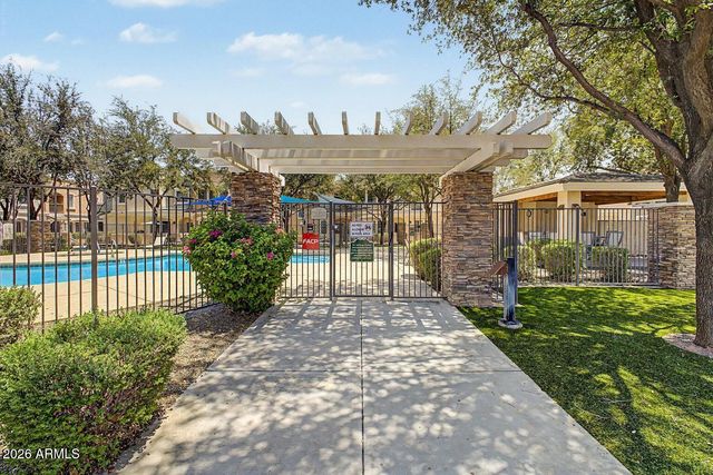 10757 N 74TH Street 1010, Scottsdale, AZ 85260