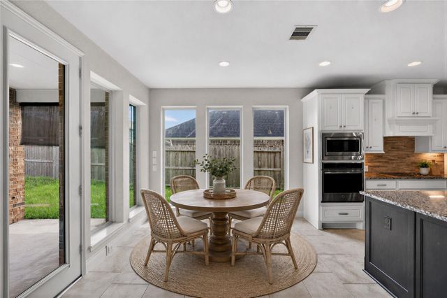 3311 Pleasant Hollow Lane, Houston, TX 77365