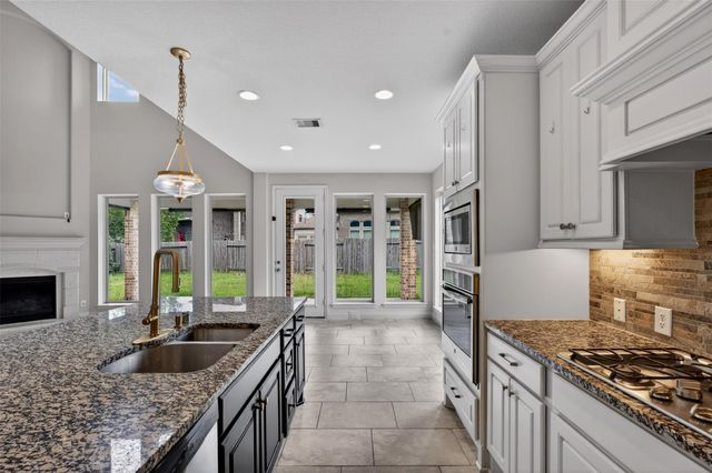 3311 Pleasant Hollow Lane, Houston, TX 77365