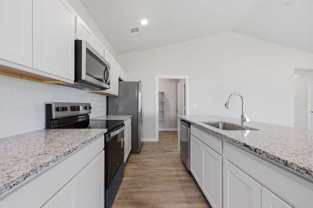 3560 E Bearsden St, Derby, KS 67037