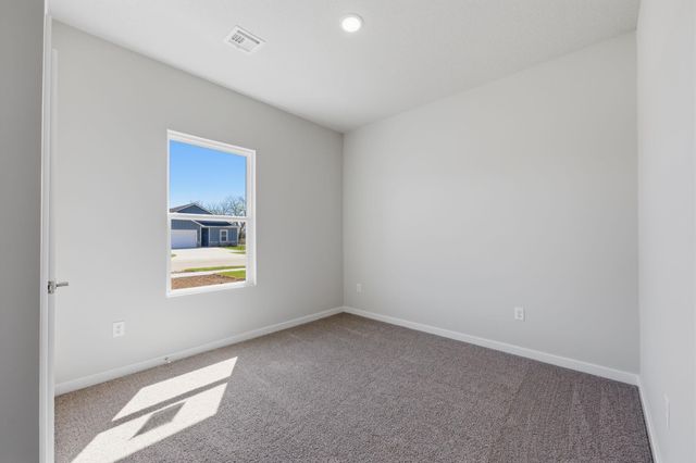 3560 E Bearsden St, Derby, KS 67037