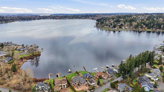 803 124th Court NE, Lake Stevens, WA 98258