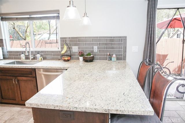 2806 Vine Street, Paso Robles, CA 93446