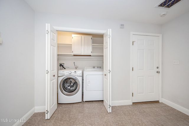 1457 Georgia Place, Gulfport, MS 39507