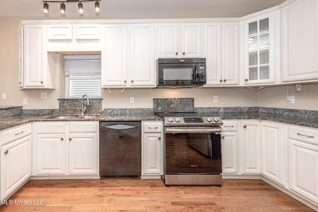 1457 Georgia Place, Gulfport, MS 39507