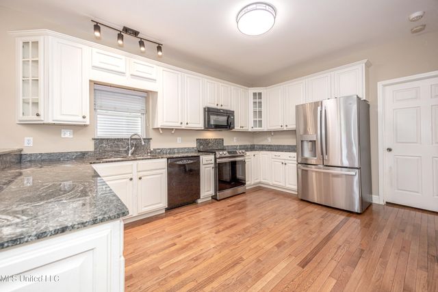 1457 Georgia Place, Gulfport, MS 39507