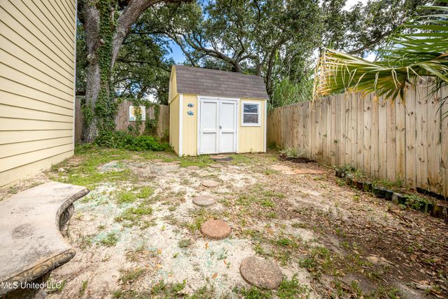 1457 Georgia Place, Gulfport, MS 39507