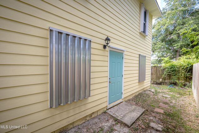 1457 Georgia Place, Gulfport, MS 39507