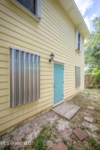 1457 Georgia Place, Gulfport, MS 39507