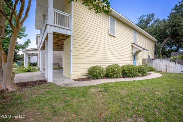 1457 Georgia Place, Gulfport, MS 39507