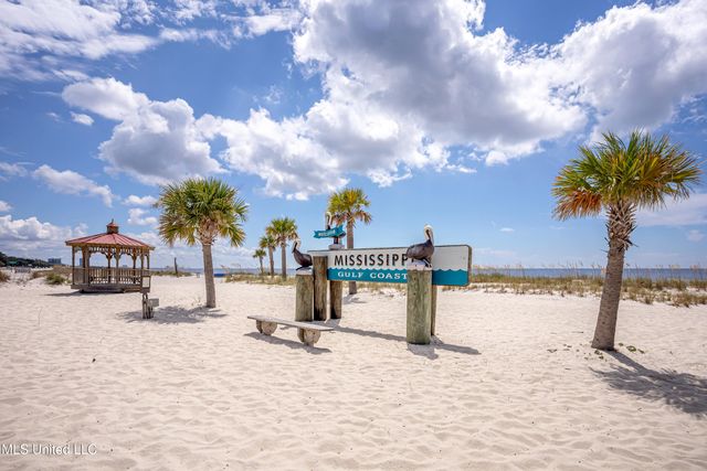 1457 Georgia Place, Gulfport, MS 39507