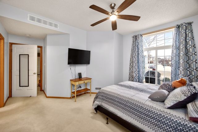 10516 Meredith Drive 3, Urbandale, IA 50322