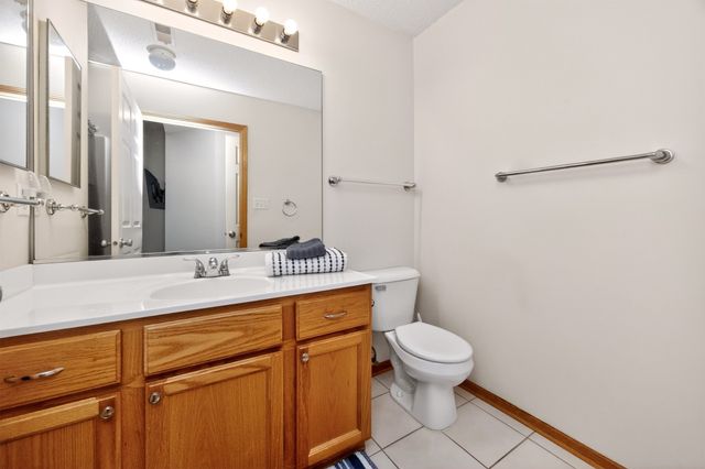 10516 Meredith Drive 3, Urbandale, IA 50322