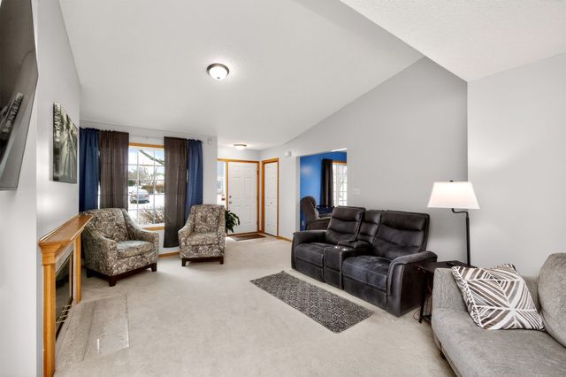 10516 Meredith Drive 3, Urbandale, IA 50322