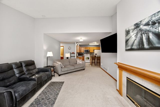 10516 Meredith Drive 3, Urbandale, IA 50322