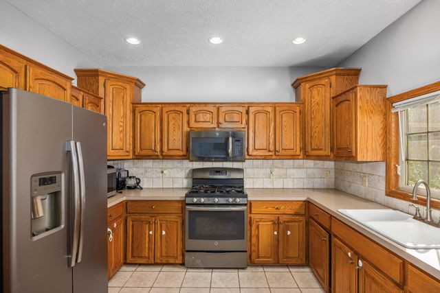 4445 Penny Lane SW, Wyoming, MI 49418
