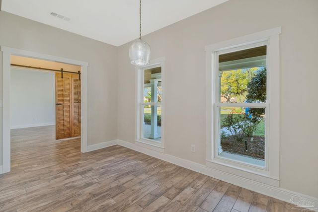 2820 Semoran Ct, Pensacola, FL 32503