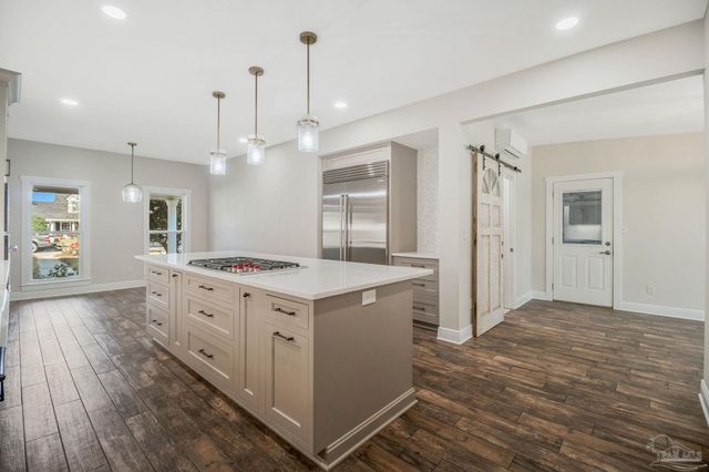 2820 Semoran Ct, Pensacola, FL 32503