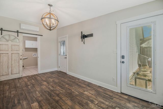 2820 Semoran Ct, Pensacola, FL 32503