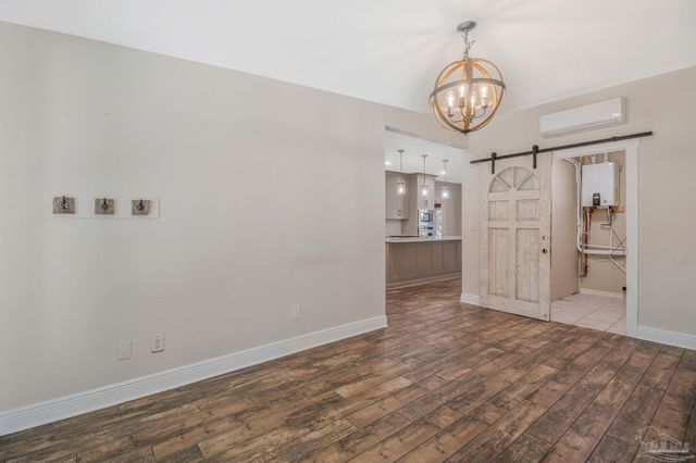 2820 Semoran Ct, Pensacola, FL 32503