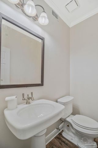 2820 Semoran Ct, Pensacola, FL 32503